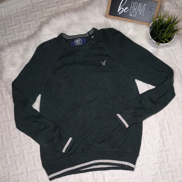 American Eagle Outfitters Other - {American Eagle} Forest Green Sweater